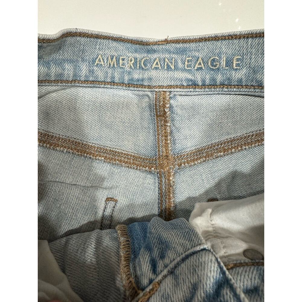 American Eagle Highest Rise 90s Boyfriend Jeans Women’s6 Light Wash Distressed - Picture 4 of 8